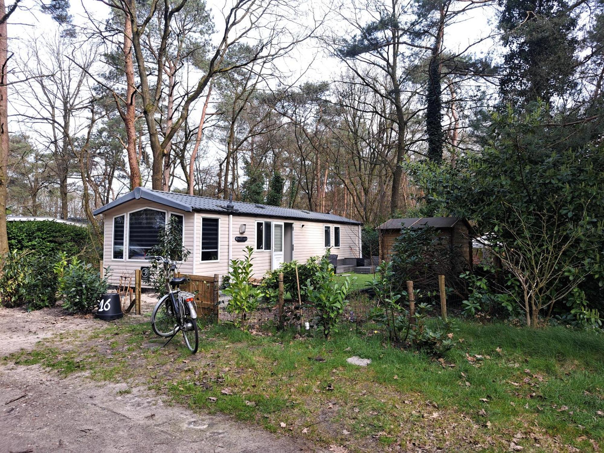 Ruim Chalet, Midden In Het Bos! Nunspeet Exterior foto